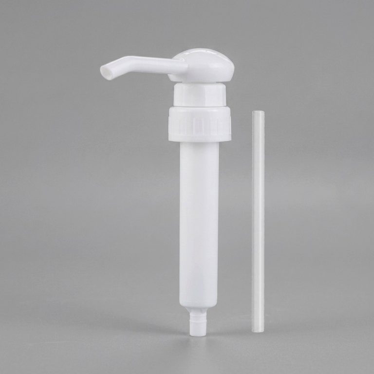 38/400 dispensing pump for detergent and lotion jerrycans — view 2 — Nova Plus